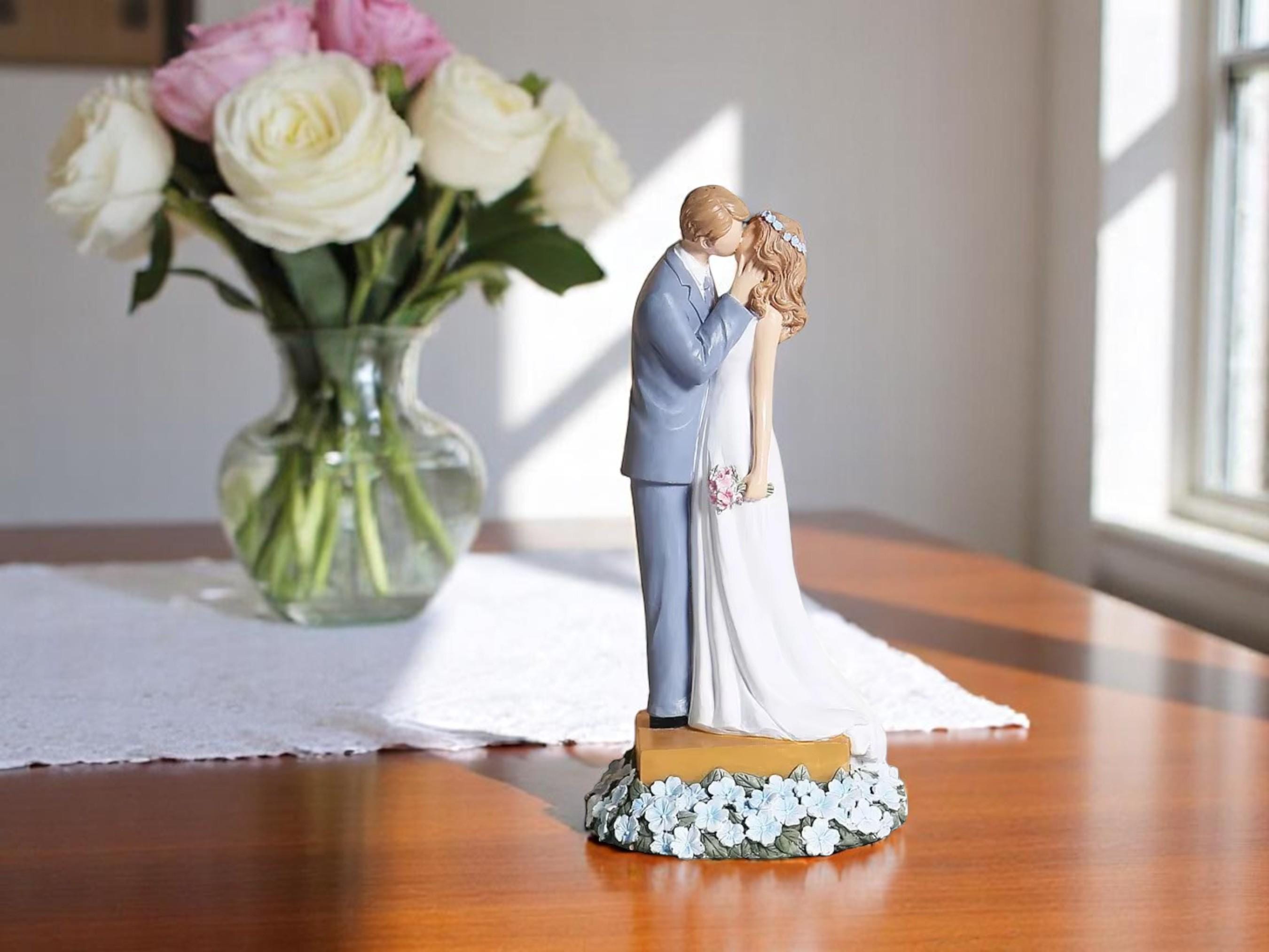 Couple Cake Topper, Romantic Wedding Figurine, Hand-Painted Resin Love Sculpture